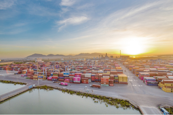 智能物流新篇章：：：集装箱海运专线怎样重塑内贸名堂