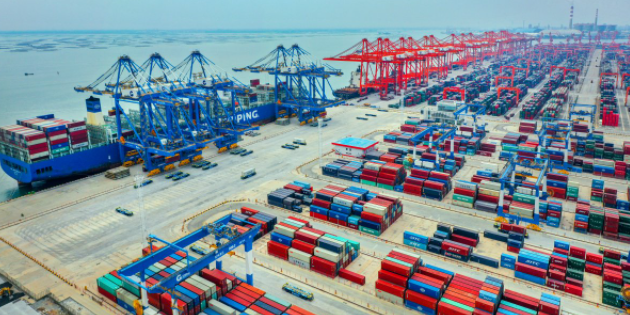 2023年北部湾港集装箱吞吐量802.2万标箱，，连续7年两位数增添