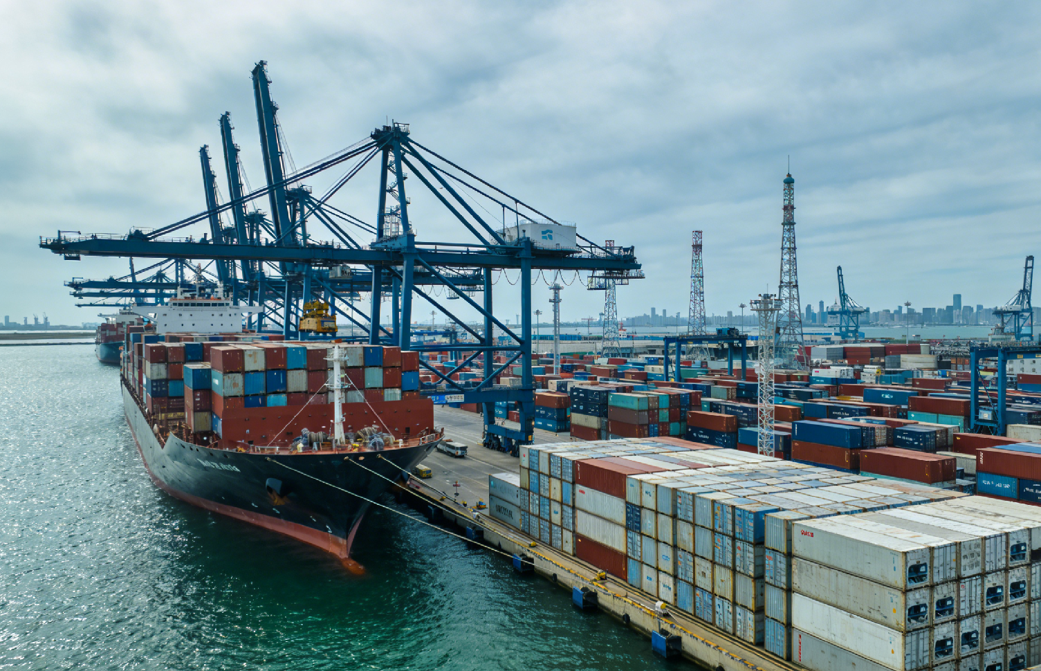 内贸集装箱海运：企业降本增效的明智之选